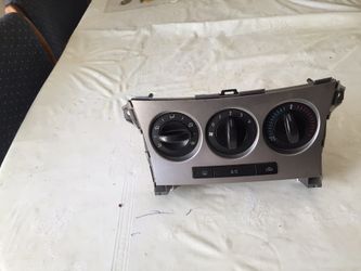 2011 mazda 3 control panel ...used for troubleshooting...$10