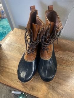 Lands End Women’s Laces Duck Boots Size 8.5