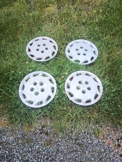 Stock Hubcaps Toyota Camry 97 /01