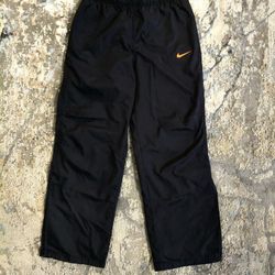 Black Nike T90 Wide-Legged Joggers/warmup
