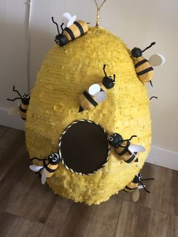 Beautiful Pinata HoneyComb 🍯 🐝