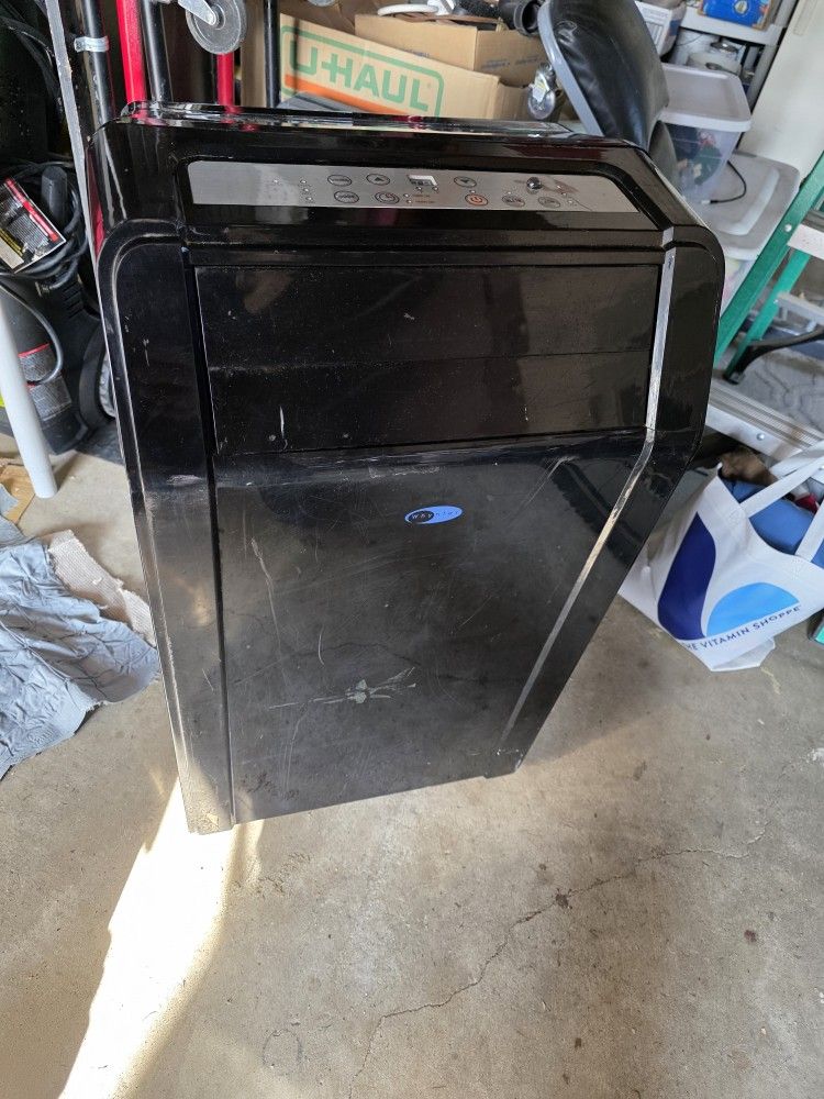 Whynter ARC-142BX 14,000 BTU Portable Air Conditioner, Dehumidifier, and Fan