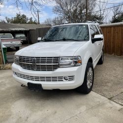2011 Lincoln Navigator  