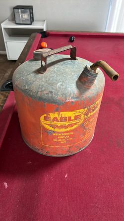 Vintage Eagle metal gas can