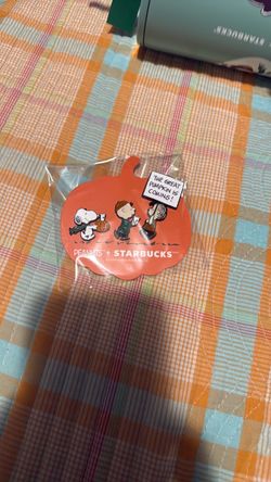 Snoopy pins
