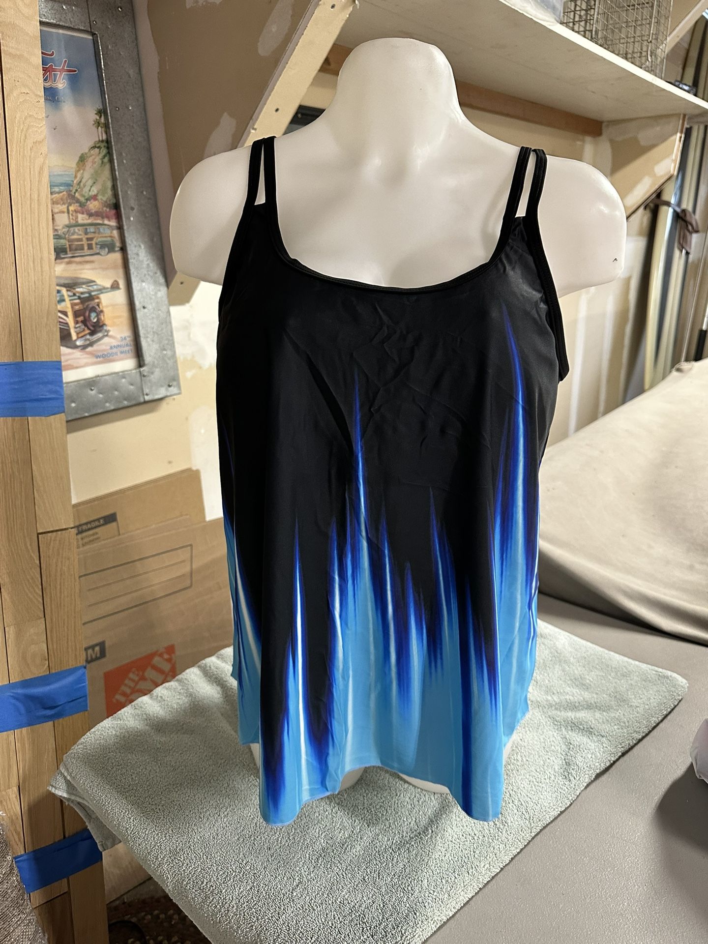 Halter Top Blue/black XL