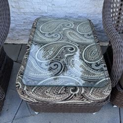 Outdoor Furniture-Tables