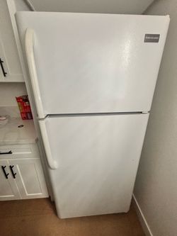 White Refrigerator - Like New!