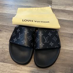 Louis Vuitton slides 