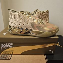 Puma Golden Child Size 10M