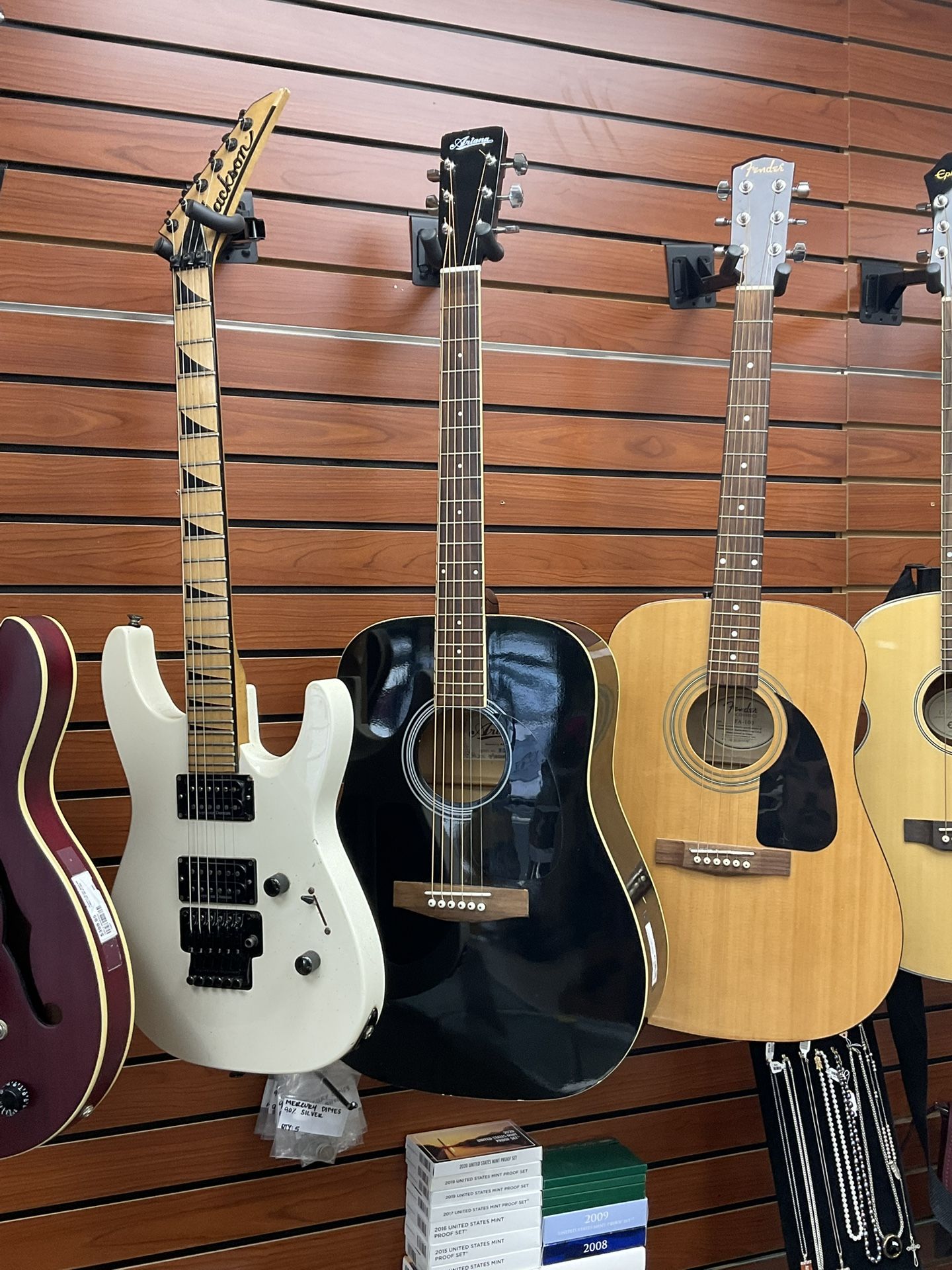 Ariana Acoustic Guitar