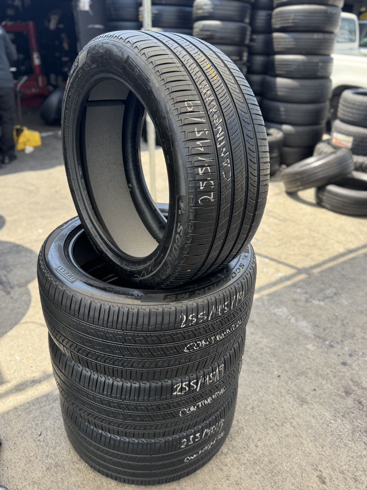 255/45r19 Continental Used Tires All 4 Installed And Balanced Included Llantas Usadas Instaladas Y Balanceadas