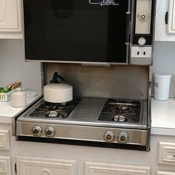 Magic Chef Vintage Gas Range And overhead Oven