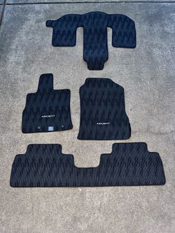 Floor Mats - Subaru Ascent 2025