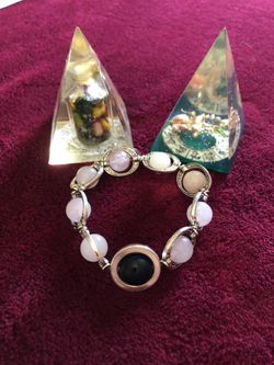 Pink Quartz and Onyx bead Bracelet