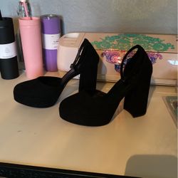brand new women’s heels! size 9