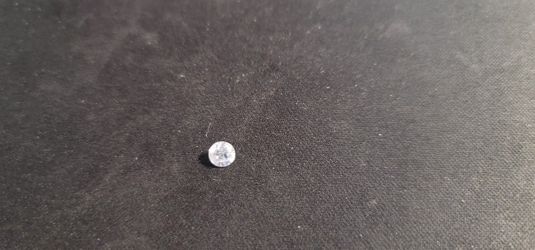 Cubic Zarconia 1 Carat Stone. 