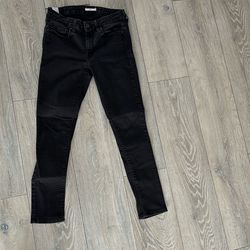 Levi Skinny Jeans Size 30