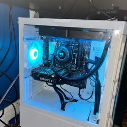 CUSTOM GAMING PC (read Description)