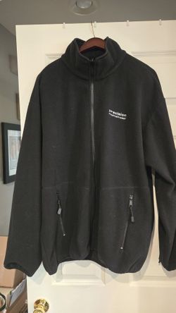 XL Precision Mountain Wear Fleece  Jacket