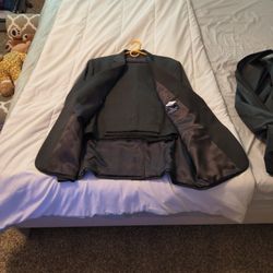 Men's Suit 