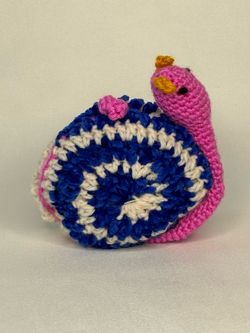 Snail Hide a Bag