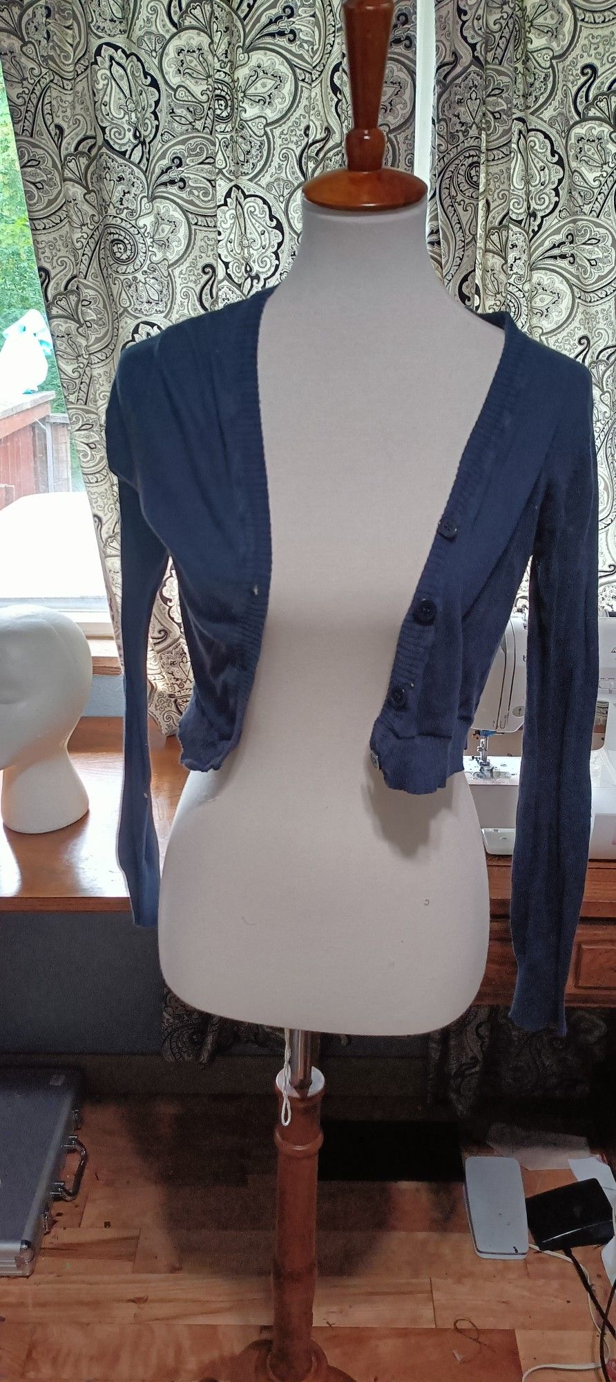 Cropped Cardigan Blue Small-med