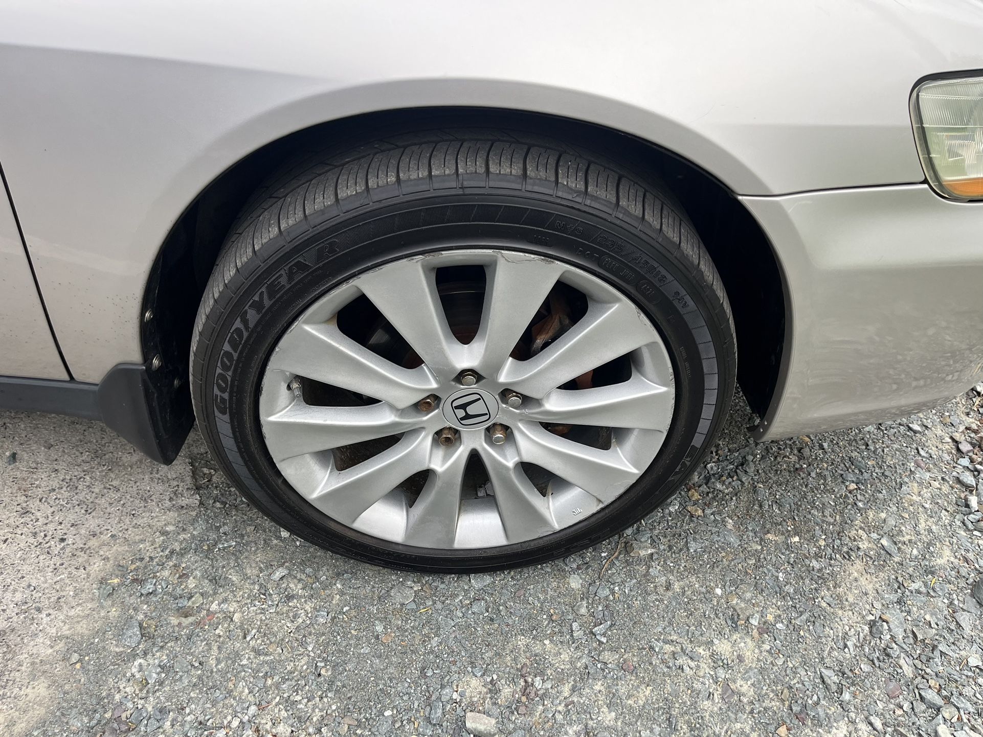 235/45/18 Tires