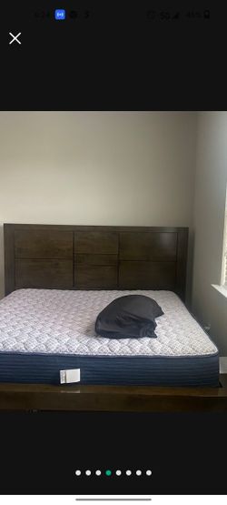 King Bed With Or Without Mattress