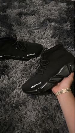 BALENCIAGA