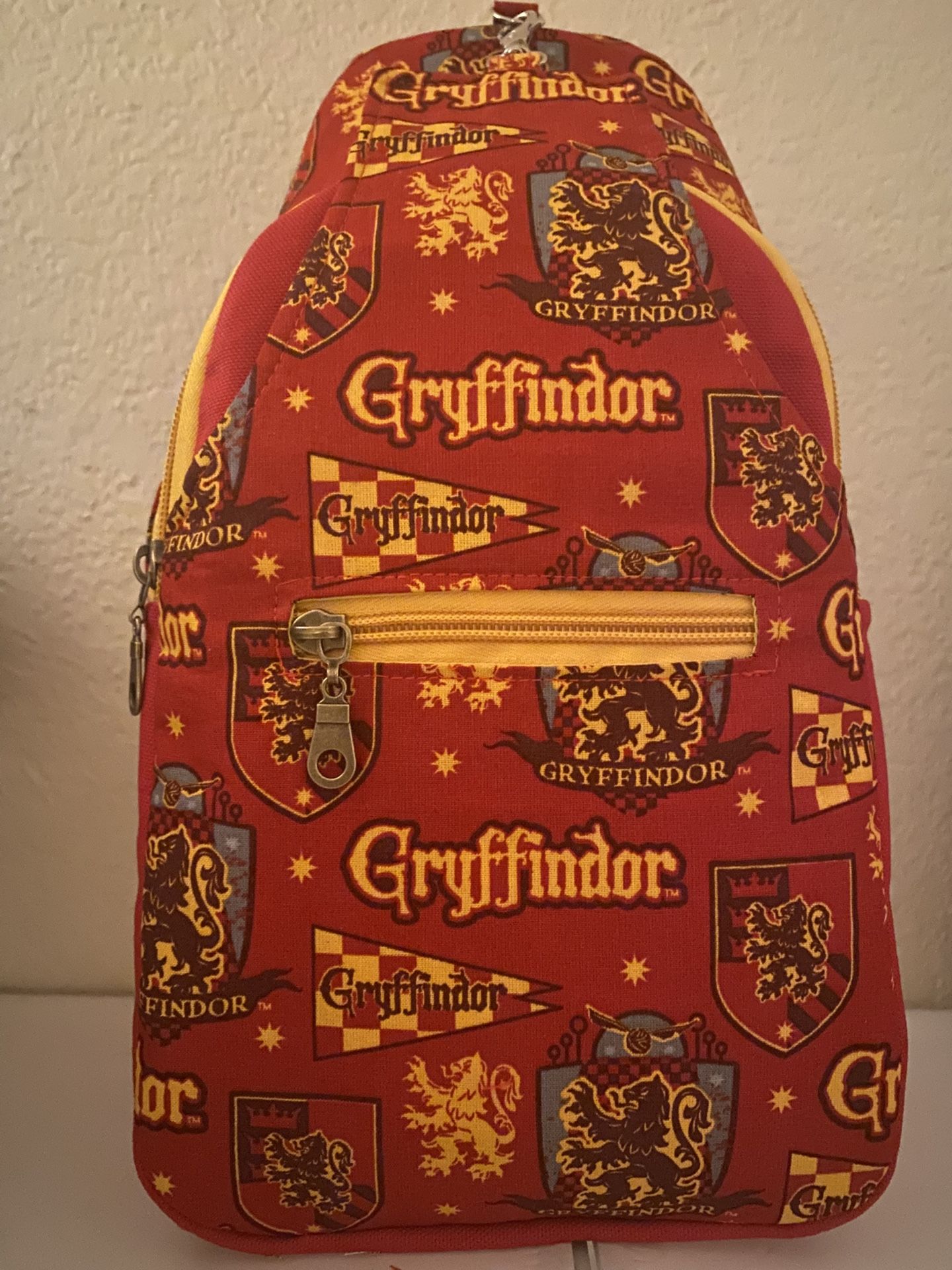 Harry potter Gryffindor Slingbag