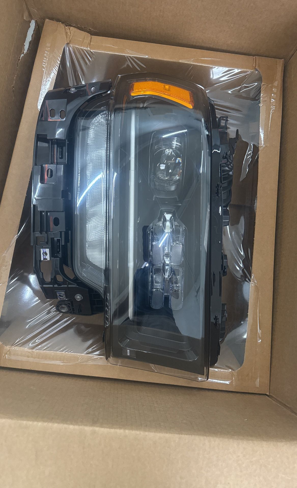 2019-2024 RAM 2500/3500 Headlight Limited/longhorn