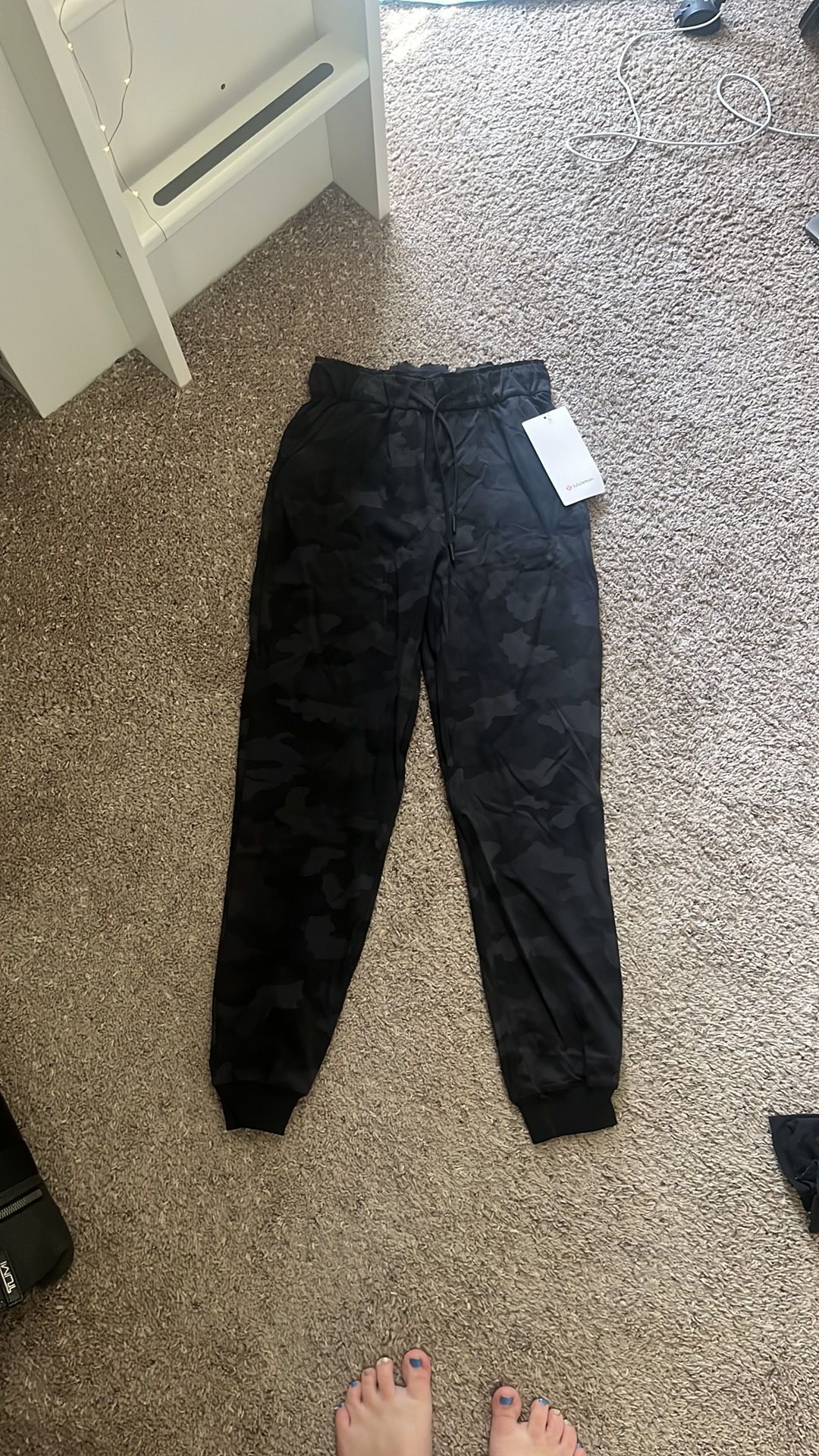 Lululemon High Rise Joggers