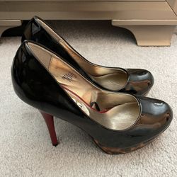 Black With Red And Cheetah Print Accent Heels (Sz. 8)