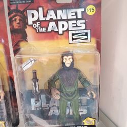 Original Planet Of The Ape Figures With 2 Newer