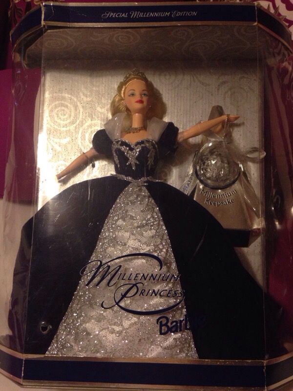 Gorgeous Millennium Collectors Barbie