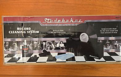 Studebaker Vinyl Record Cleaning System with Cleaning Solution
