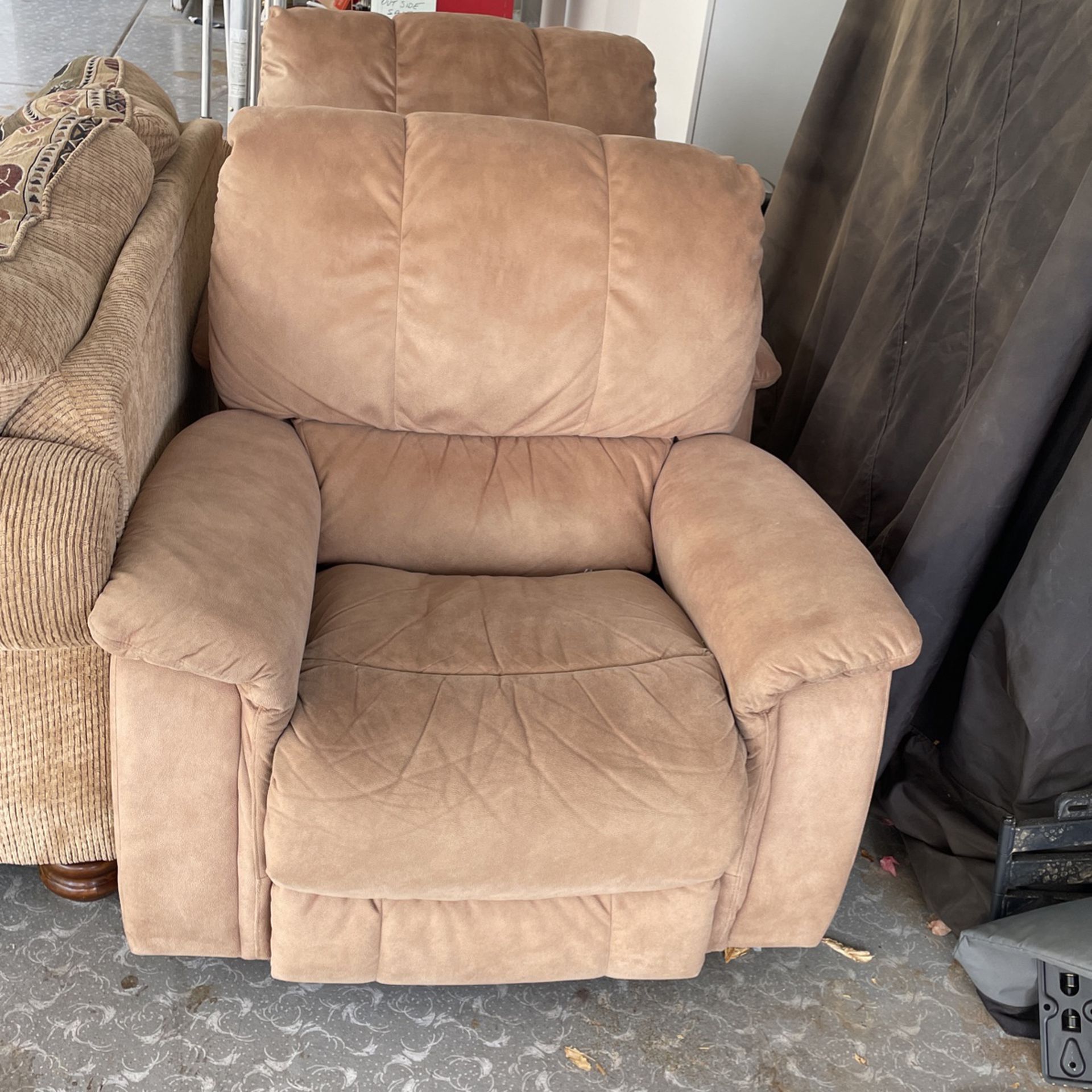 2 Gently Used Recliners 