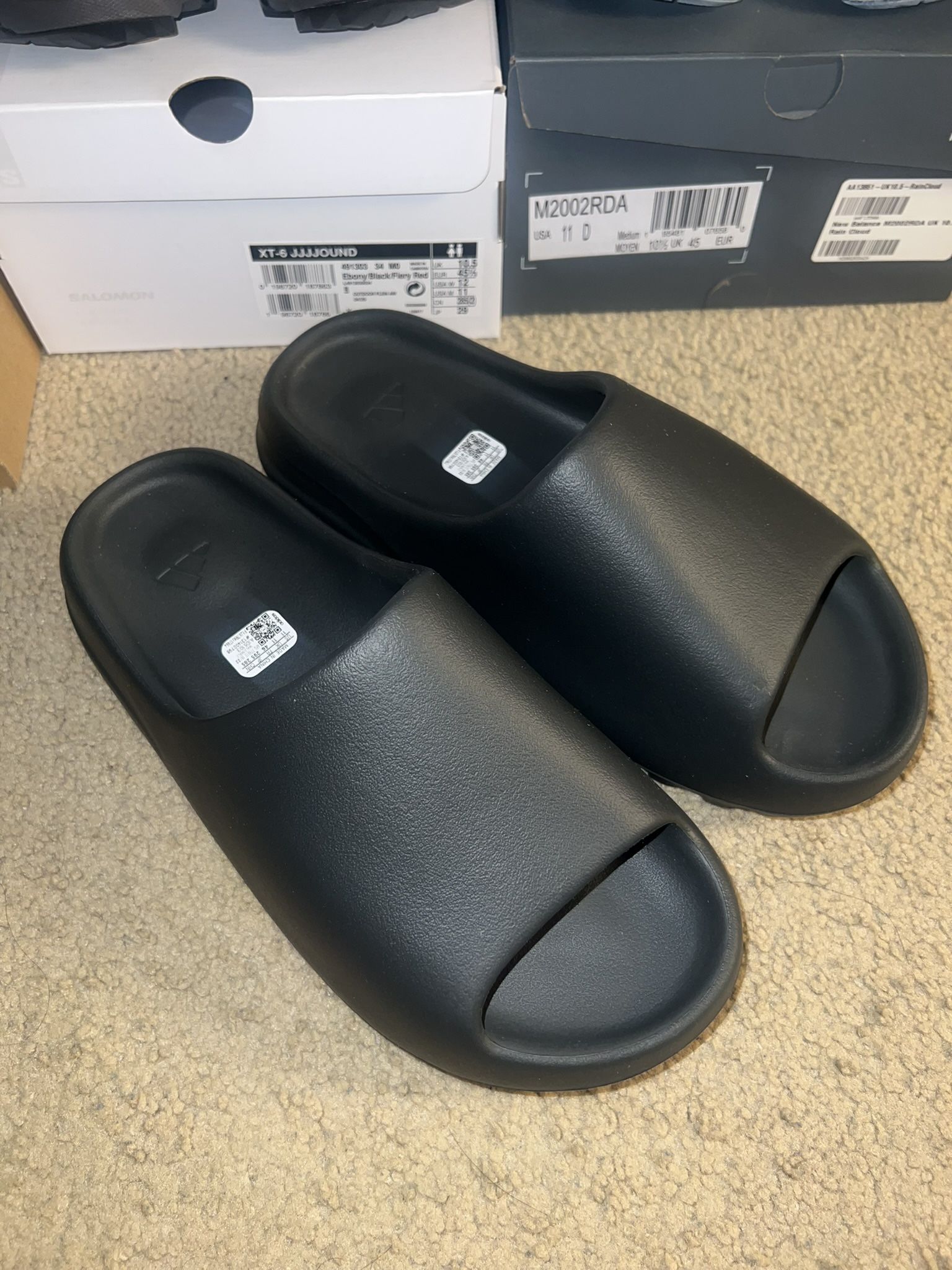 Adidas Yeezy Slides Dark Onyx Size 11
