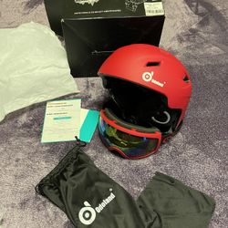 SNOW HELMET