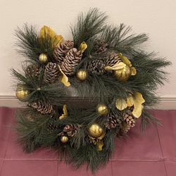 Very LARGE WREATH - approximately 26"W - firm price