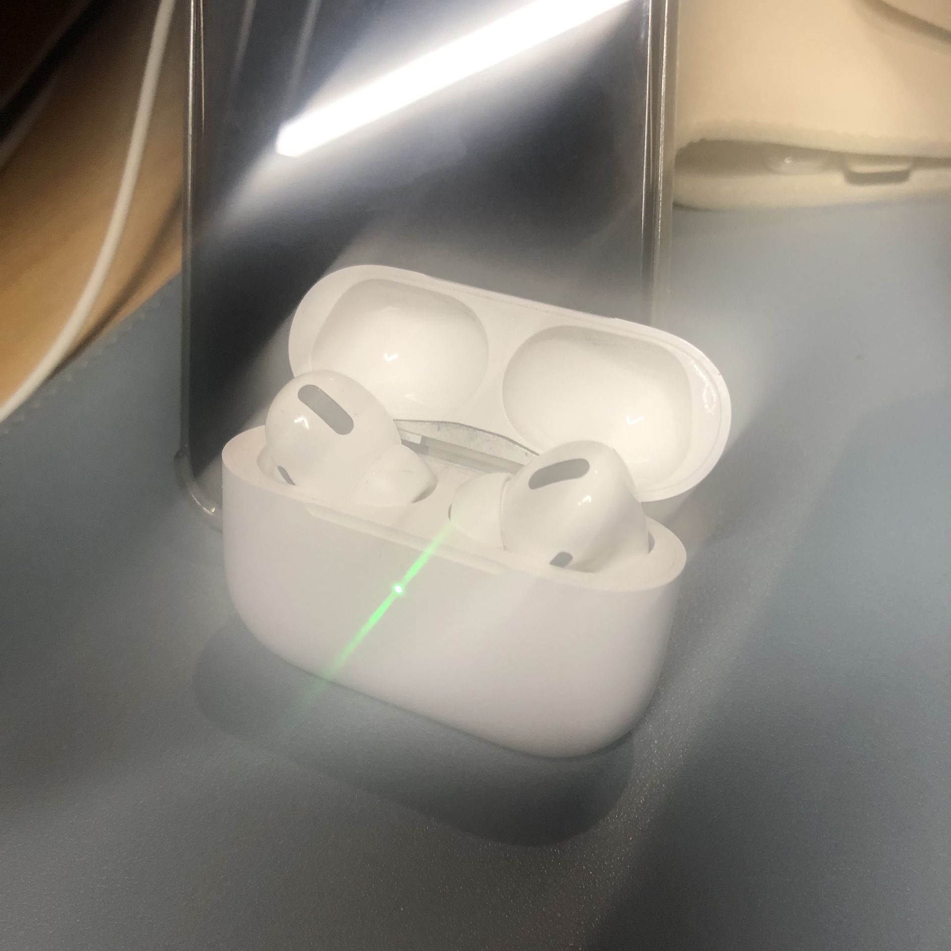 Apple Wireless Headphones Generation 3