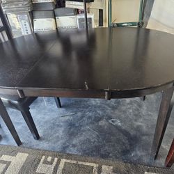 Floor Sample Table With Leaf