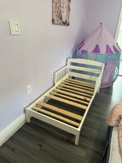 Cream toddler bed frame