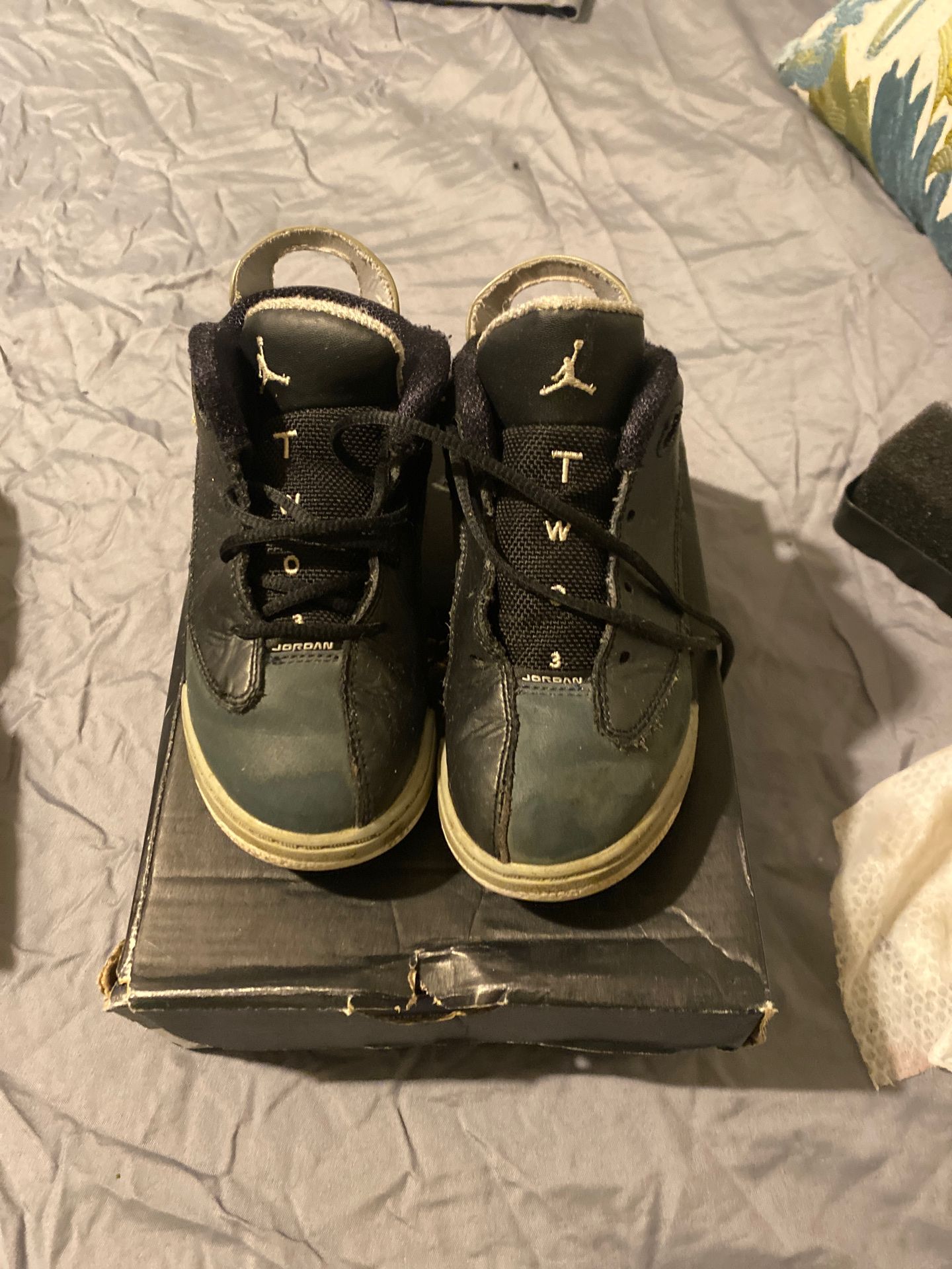 Little kids Jordan dub zero grey and black size 10c