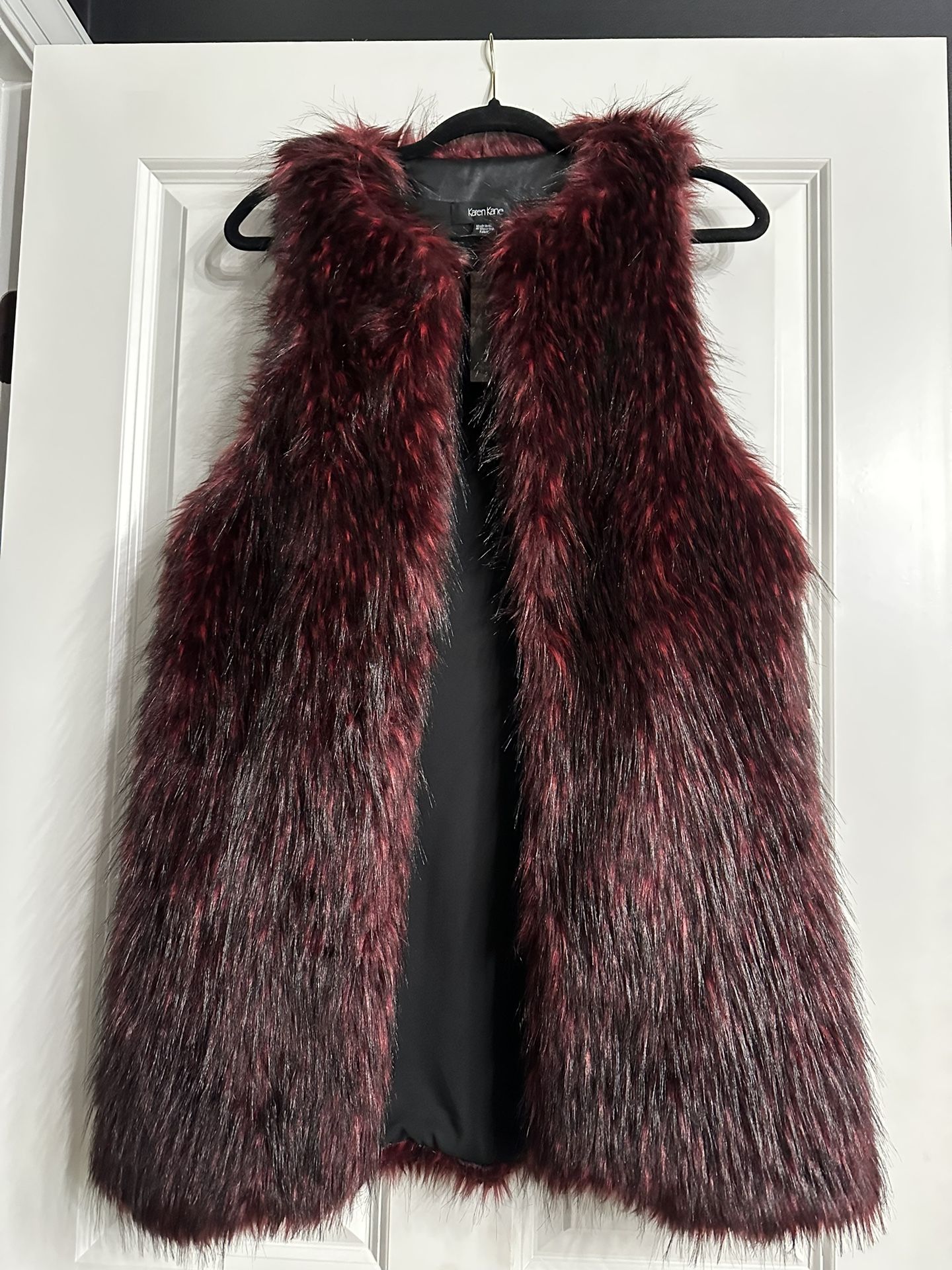 New! w/Tags Karen Kane Faux Fur Vest❤️