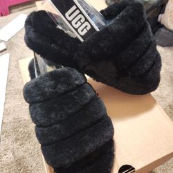 UGG FLUFF YEAH SLIDE