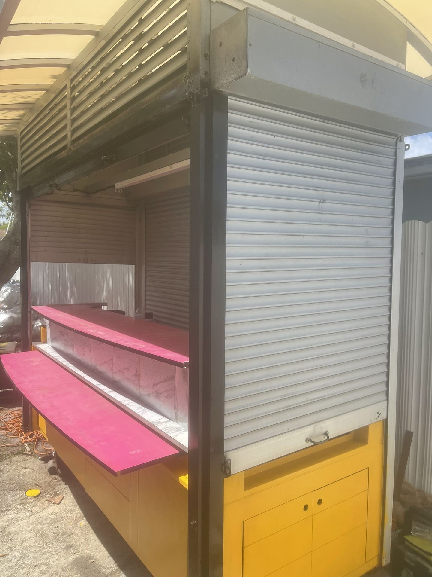 Food Truck/ Mobile Kiosk