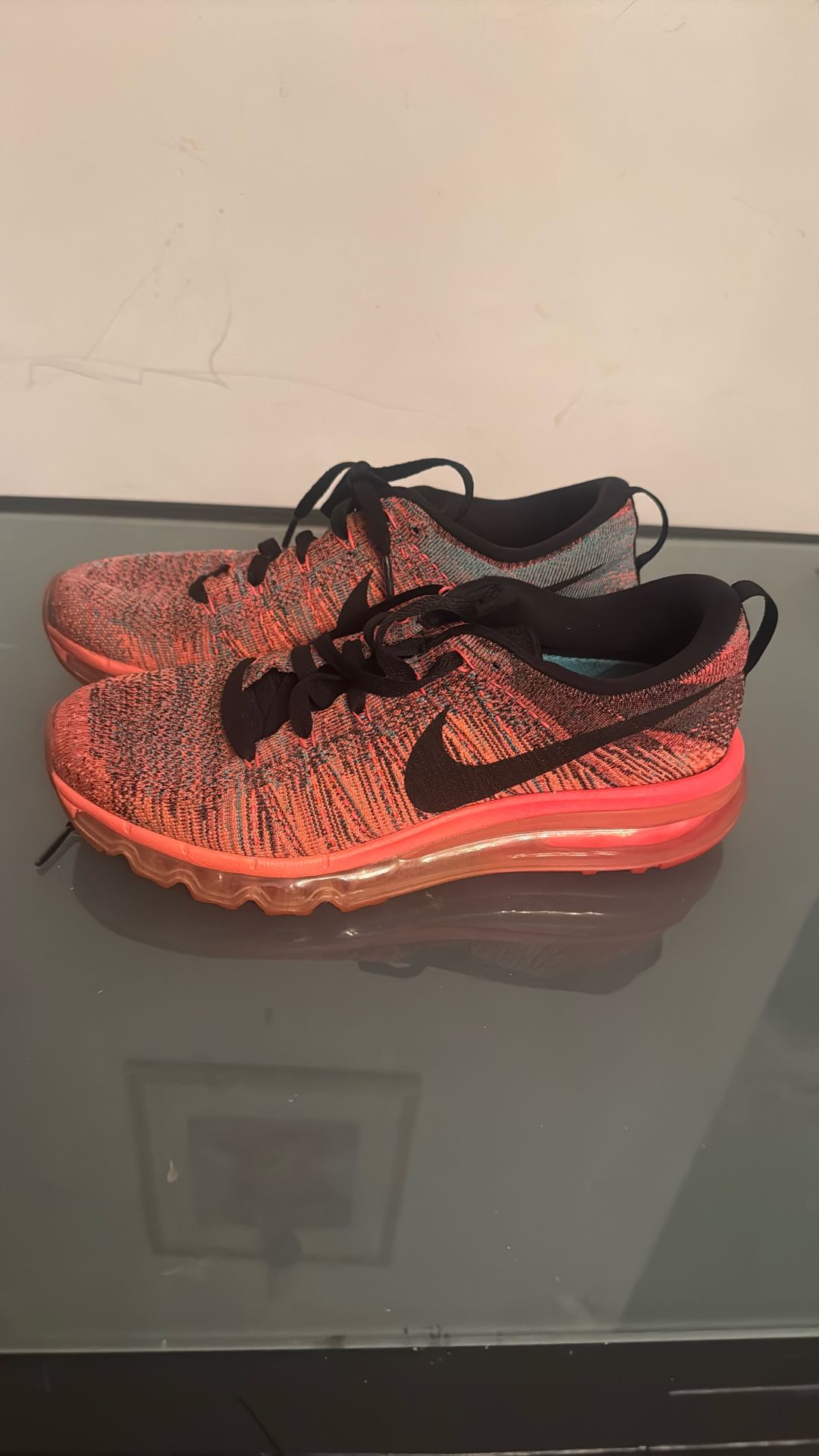 Women’s 8 Nike Shoes