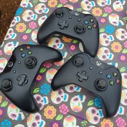 3 Xbox Wireless Controller's $40